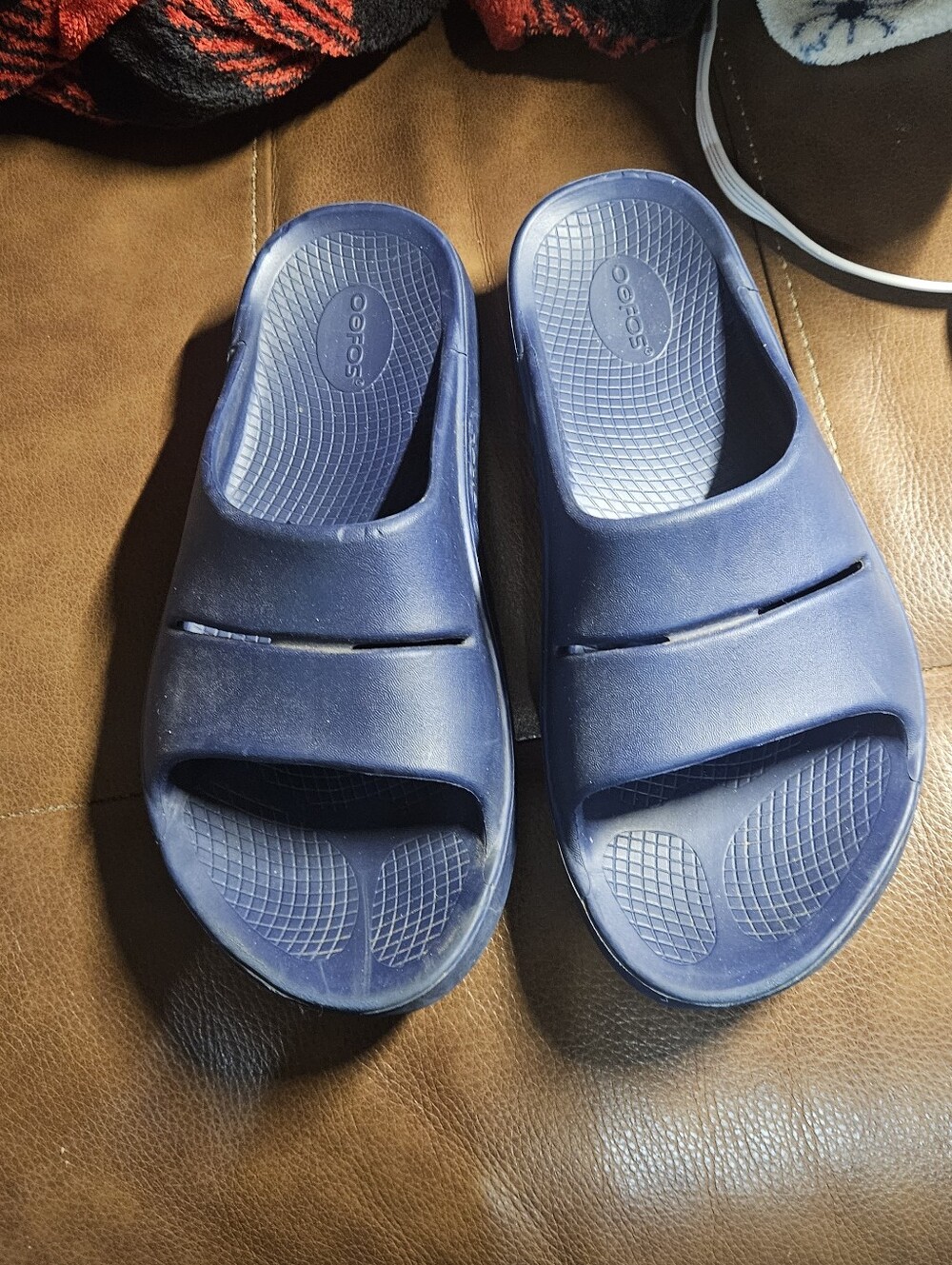 Navy Oofos